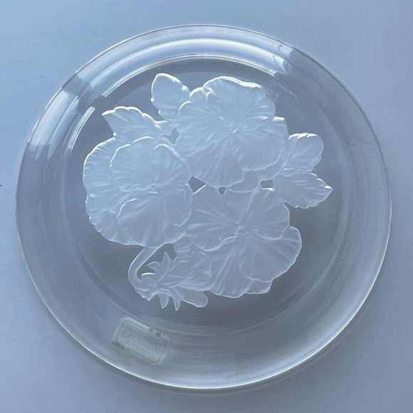 Vinardi Signed by Artist T. Yamamoto Handcrafted Lead Crystal Pansy Flower Plate - Picture 6 of 10